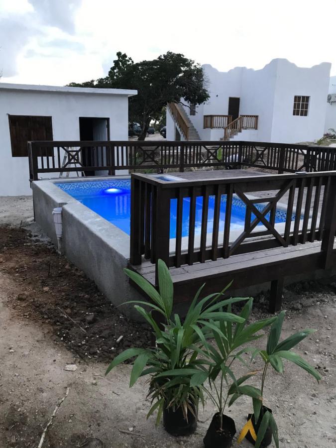 Azteca Villas Treasure Beach Exterior foto